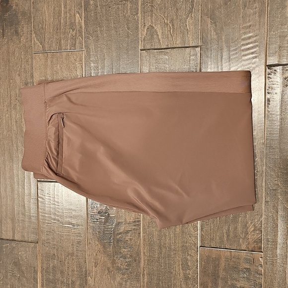 Athleta Brooklyn Ankle Pants Cappuccino with Ribbed Sides sz 10 - Picture 6 of 6